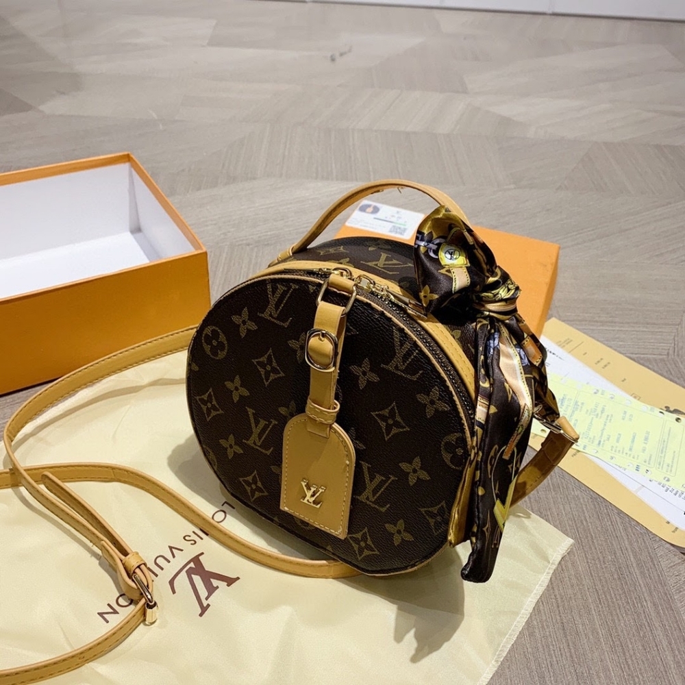 ✨🎊Authentic 💎Louis Vuitton bag